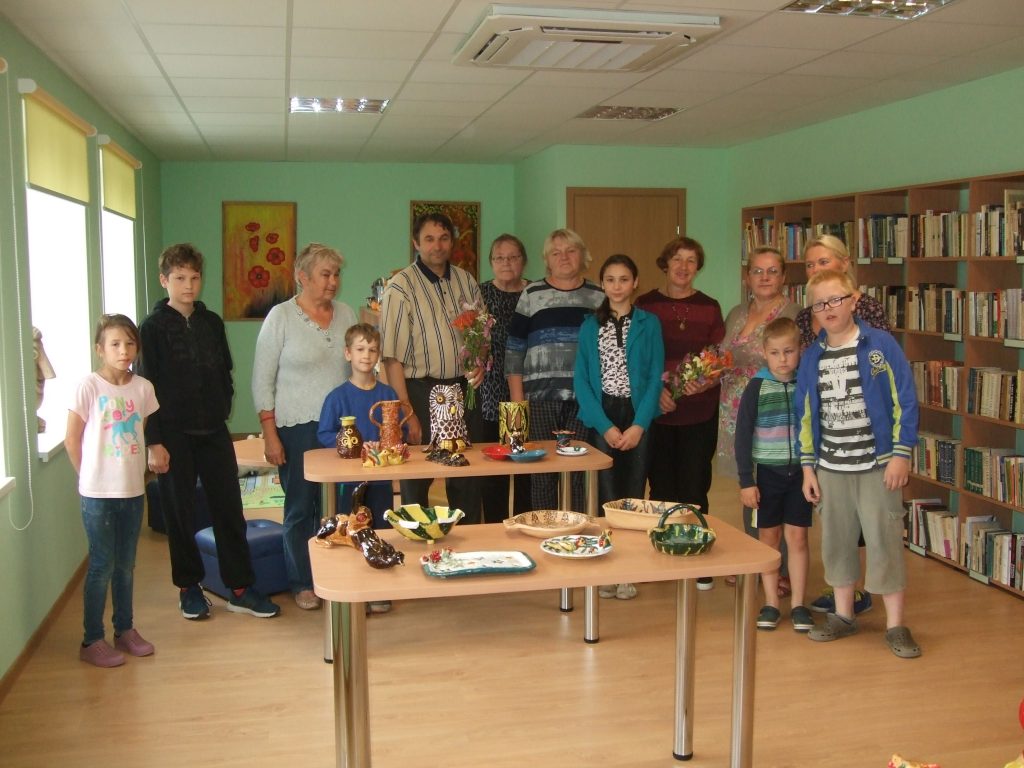  Tautodailininko A.  Filipavičiaus  darbų paroda bibliotekoje