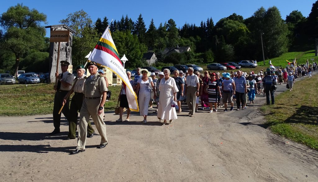 Sąskrydis Dubysos slėnyje subūrė ešelonų brolius ir seses 