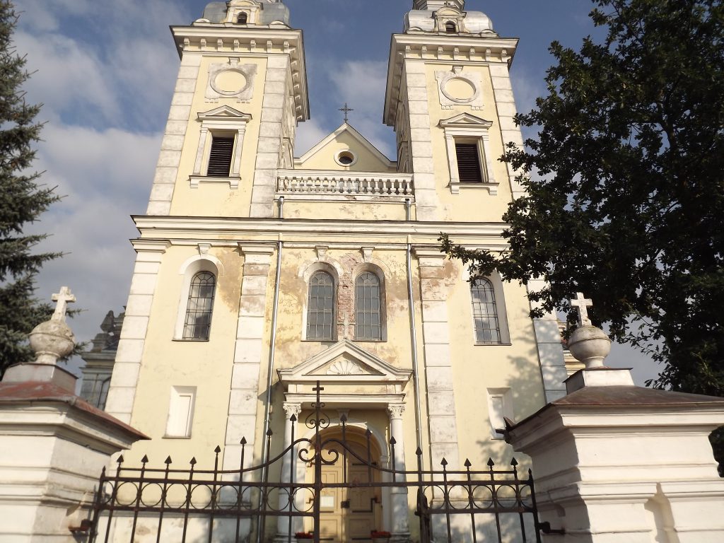 Kodėl mokslo metai šiemet be Šv. Mišių Šeduvos bažnyčioje?