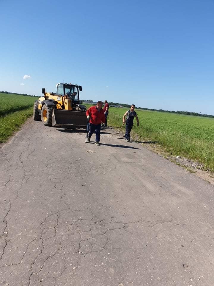 Liaudiškių kaimo gyventojų, maitinamų seniūnės pažadais, kantrybė trūko