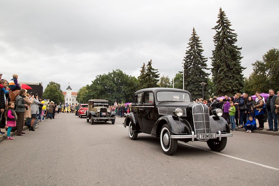 Vokietijos aukštuomenės automobilis Šeduvoje