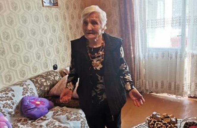 101 metų sulaukusi pakiršinietė Zosė Ridikienė laukia už save vyresnio jaunikio