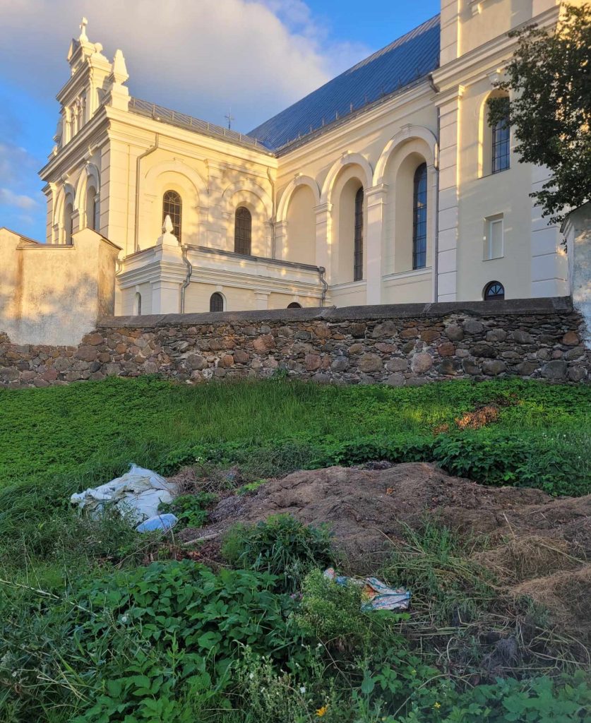 Rajono vadovai negirdi ne tik gyventojų, bet ir Dievo tarnų prašymų