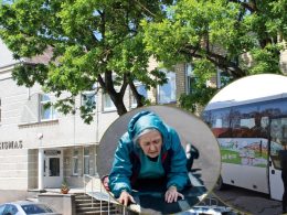 Ekskursantus iš Šalčininkų per Radviliškį vežęs autobuso vairuotojas neapsiėjo be „nuotykių“