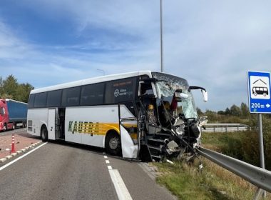 Eismą ties Kryžkalnio kaimu sutrikdė nesaugus manevras